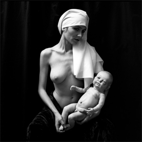 Madone au Voile Blanc by Photographer Alice Odilon