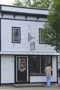 Learn More about the Limner Gallery online!