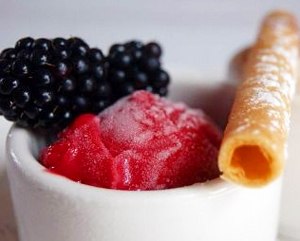 Click to Subscribe to www.ArtAndArtDeadlines.com by Email!