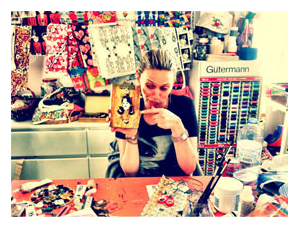 Featured Artist Sima Schloss!