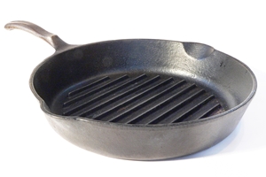 Enter the Featured Artist Contest today!