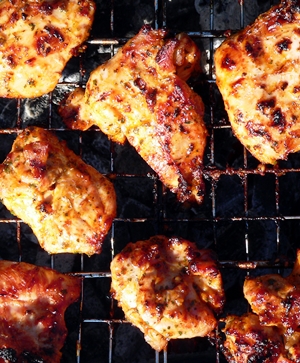 Learn more about the XY Exhibit from the Darkroom Gallery!