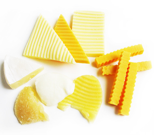 Learn more about the PETS exhibit from art-competition.net!