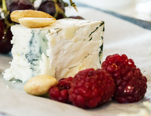 Learn more about The Human Form exhibit from art-competition.net!