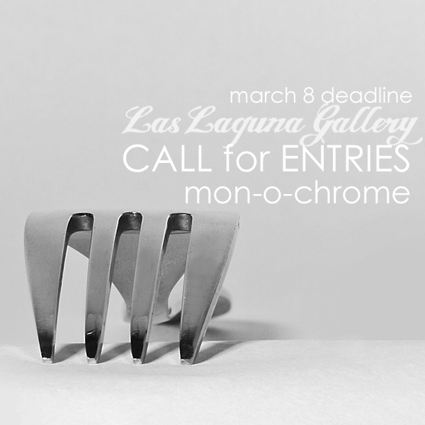 Learn more about the mon-o-chrome exhibit from Las Laguna Gallery! 